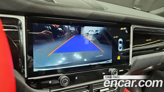 Porsche Macan 2015 — фото 15