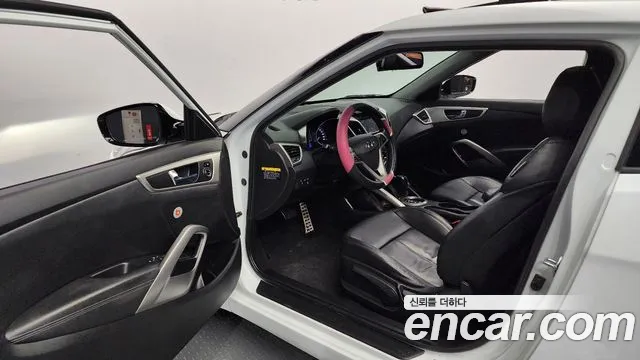 Hyundai Veloster 2015 — фото 10