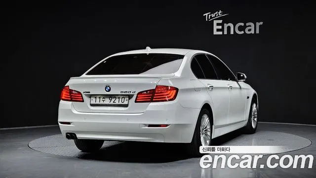 BMW 5-Series 2015 — фото 2