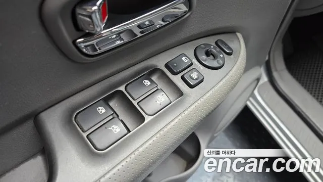Kia Carens 2007 — фото 14