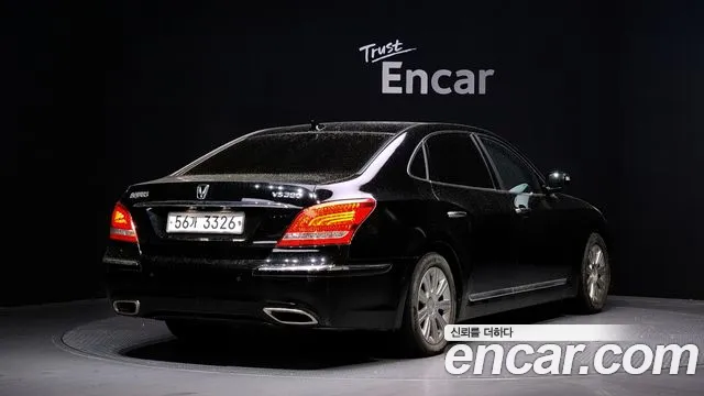 Hyundai Equus 2010 — фото 2
