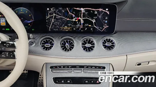 Mercedes-Benz E-Class 2023 — фото 14