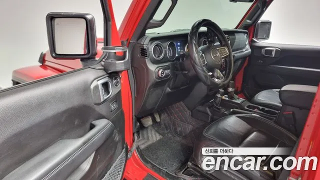 Jeep Wrangler 2019 — фото 11