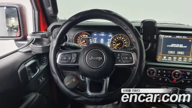 Jeep Wrangler 2019 — фото 13