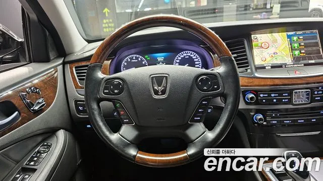 Hyundai Equus 2013 — фото 13