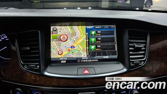Hyundai Equus 2013 — фото 19