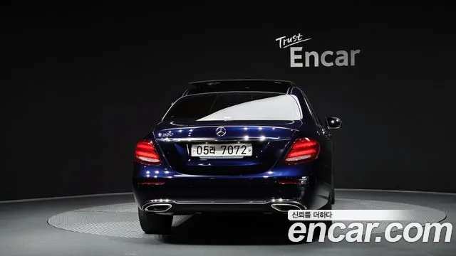 Mercedes-Benz E-Class 2019 — фото 4