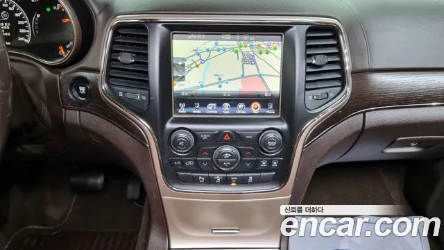 Jeep Cherokee 2014 — фото 11