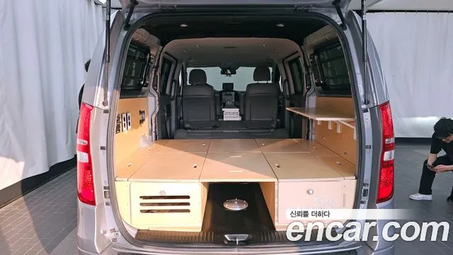 Hyundai Starex 2015 — фото 20