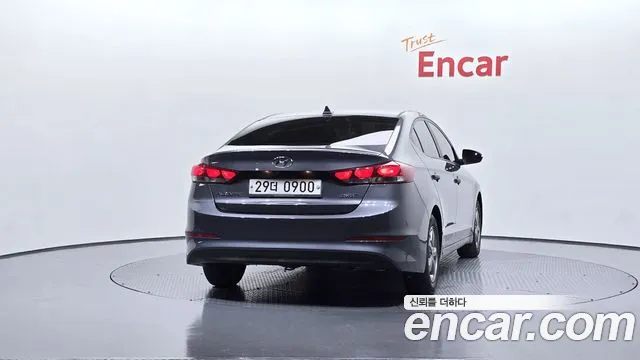 Hyundai AVANTE 2017 — фото 4