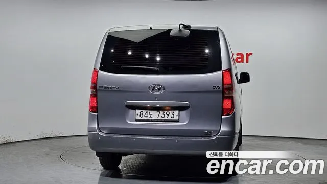 Hyundai Starex 2012 — фото 4