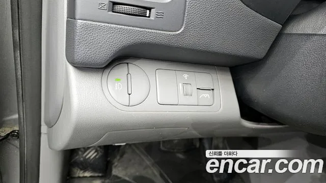 Hyundai Starex 2012 — фото 14