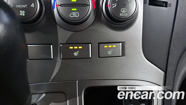 Hyundai Starex 2012 — фото 17