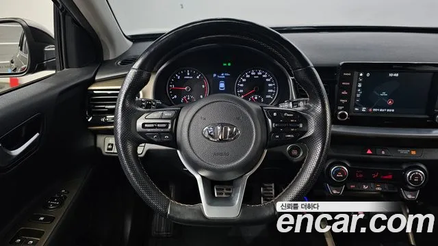 Kia Stonic 2018 — фото 15