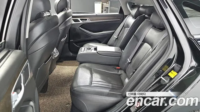 Hyundai Genesis 2016 — фото 12