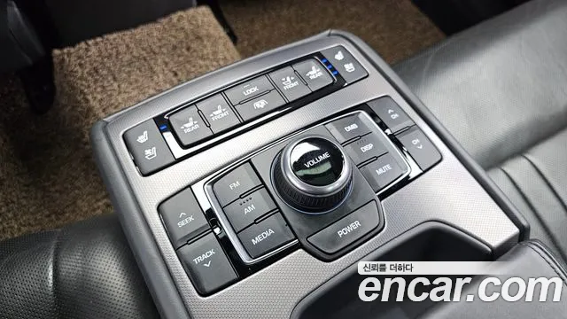 Hyundai Genesis 2016 — фото 17