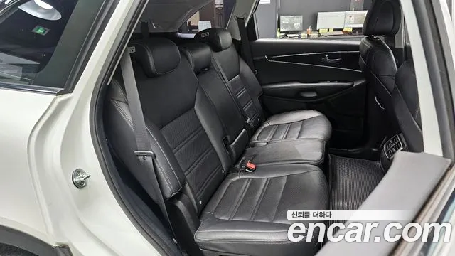 Kia Sorento 2017 — фото 12