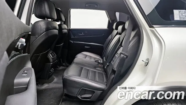 Kia Sorento 2017 — фото 13