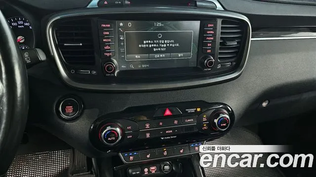 Kia Sorento 2017 — фото 15