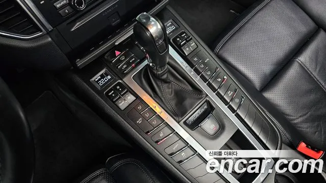 Porsche Macan 2015 — фото 9