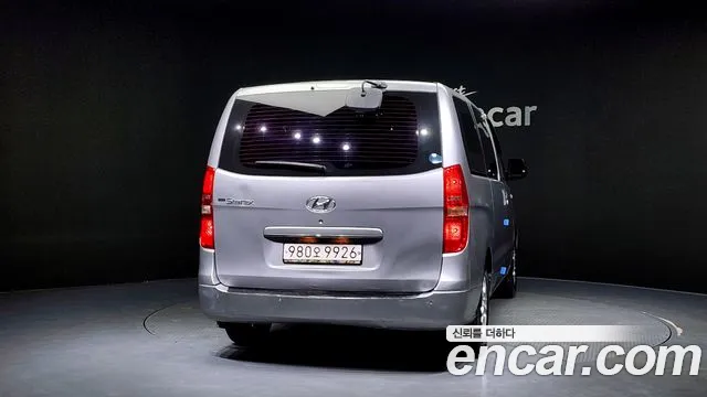 Hyundai Starex 2016 — фото 4