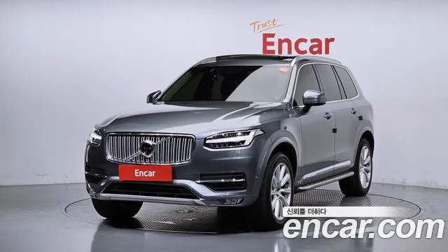 Volvo XC90 2017 — фото 1