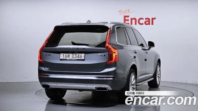 Volvo XC90 2017 — фото 2