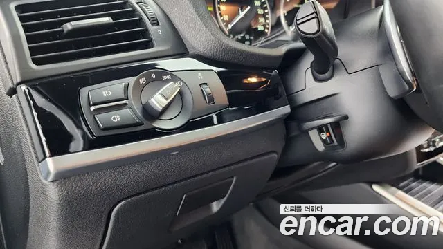 BMW X4 2017 — фото 14