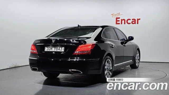 Hyundai Equus 2010 — фото 2
