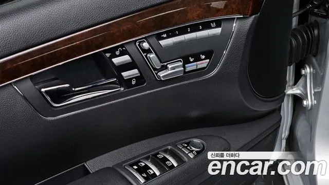 Mercedes-Benz S-Class 2010 — фото 18