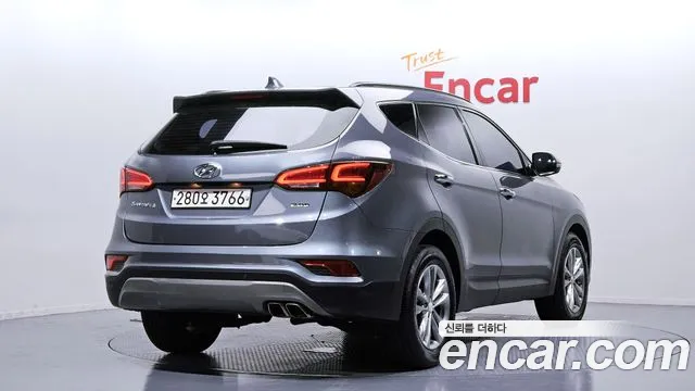 Hyundai Santafe 2018 — фото 2