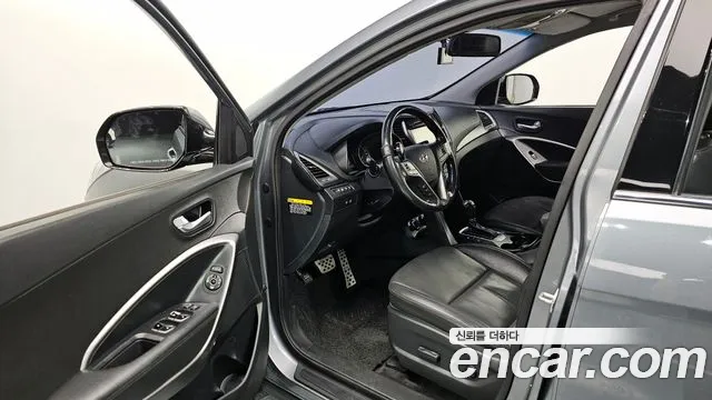 Hyundai Santafe 2018 — фото 11