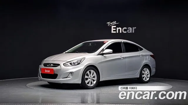 Hyundai Accent 2012 — фото 1