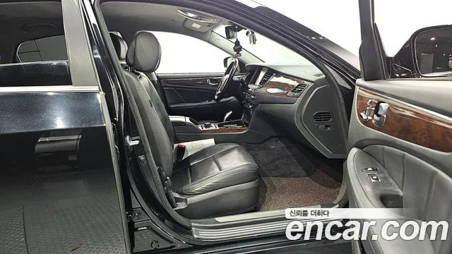 Hyundai Equus 2014 — фото 11