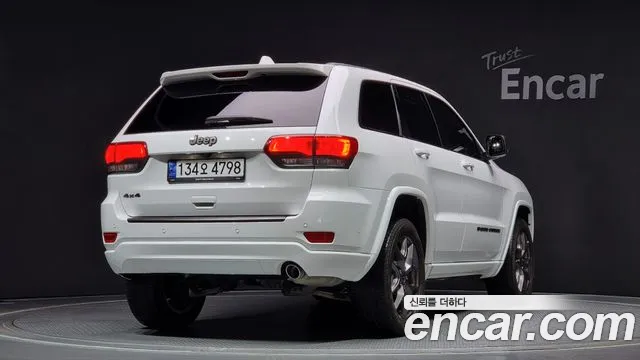 Jeep Cherokee 2021 — фото 2