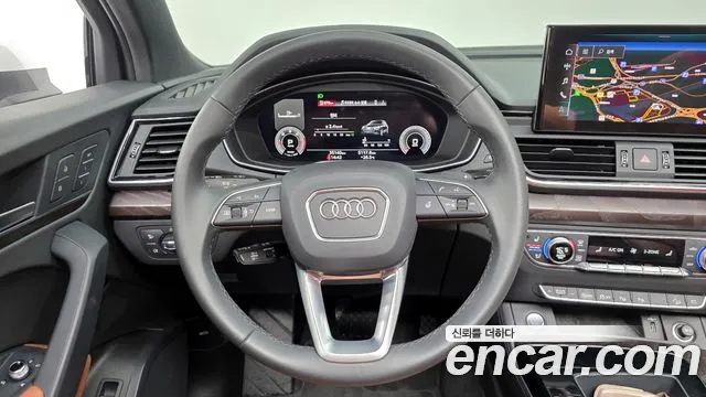 Audi Q5 2023 — фото 13