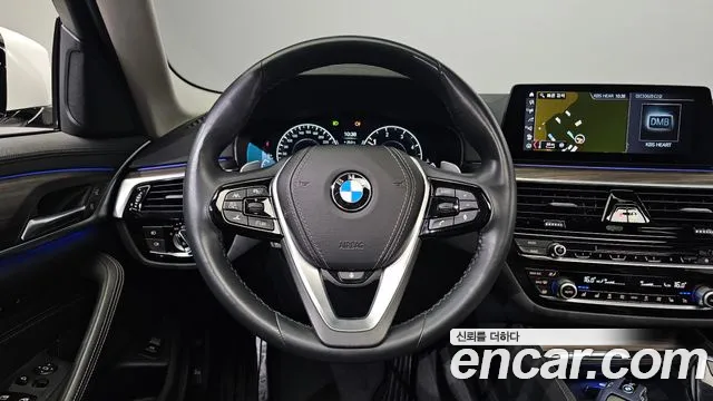 BMW 5-Series 2019 — фото 13