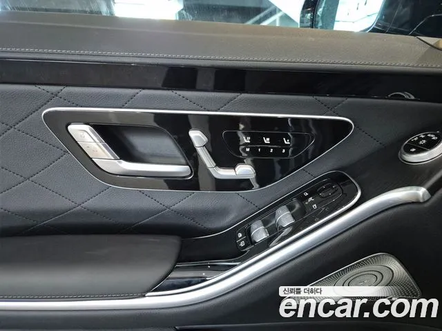 Mercedes-Benz S-Class 2025 — фото 12
