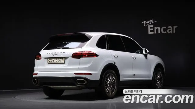 Porsche Cayenne 2015 — фото 2