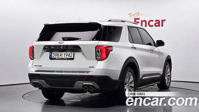 Ford Explorer 2020 — фото 2
