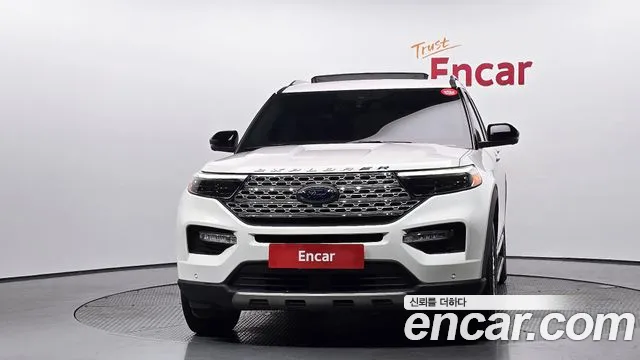 Ford Explorer 2020 — фото 3