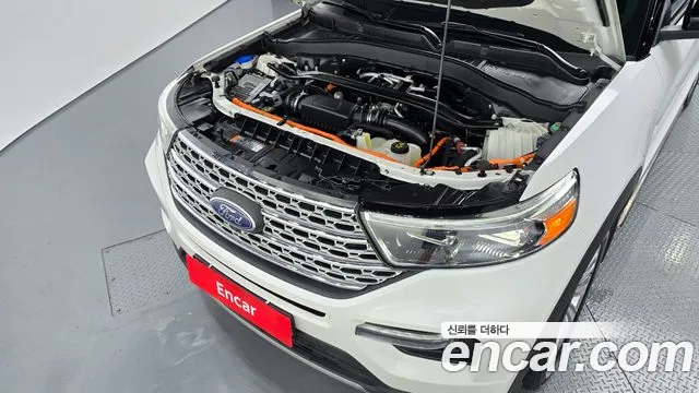 Ford Explorer 2020 — фото 6
