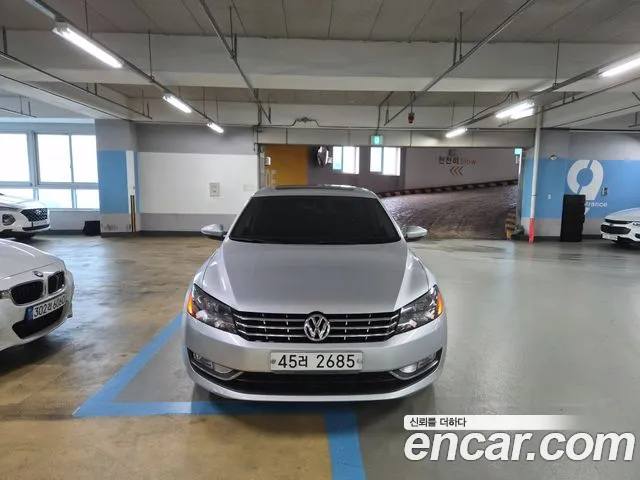 Volkswagen Passat 2015 — фото 1