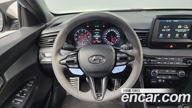 Hyundai Veloster 2019 — фото 13