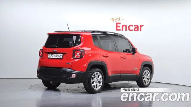 Jeep Renegade 2017 — фото 2