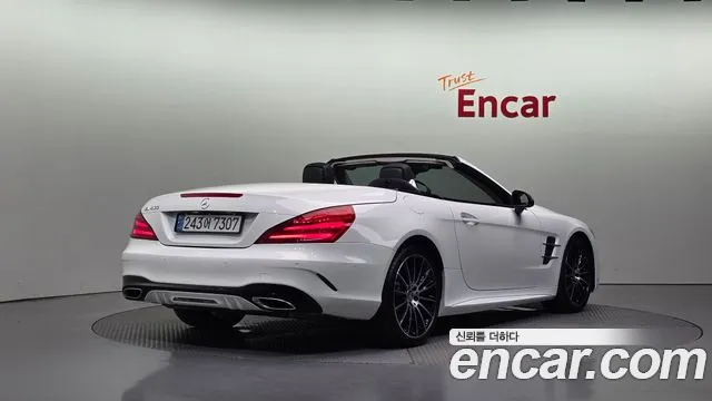 Mercedes-Benz SL-Class 2017 — фото 2