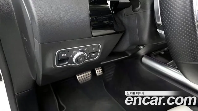 Mercedes-Benz GLA-Class 2020 — фото 18