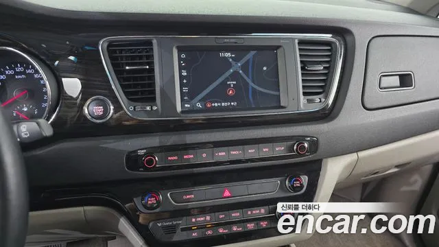 Kia Canival 2019 — фото 14