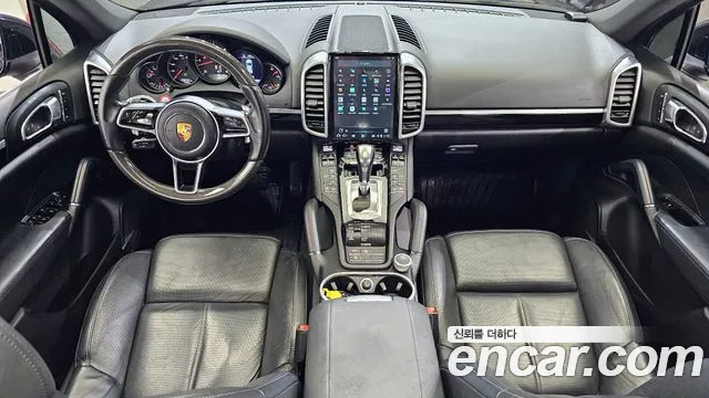 Porsche Cayenne 2016 — фото 7