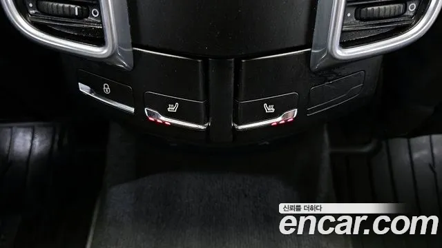 Porsche Cayenne 2016 — фото 18
